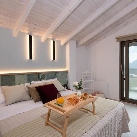 Korakiaí Flos Apartments מראה חיצוני תמונה