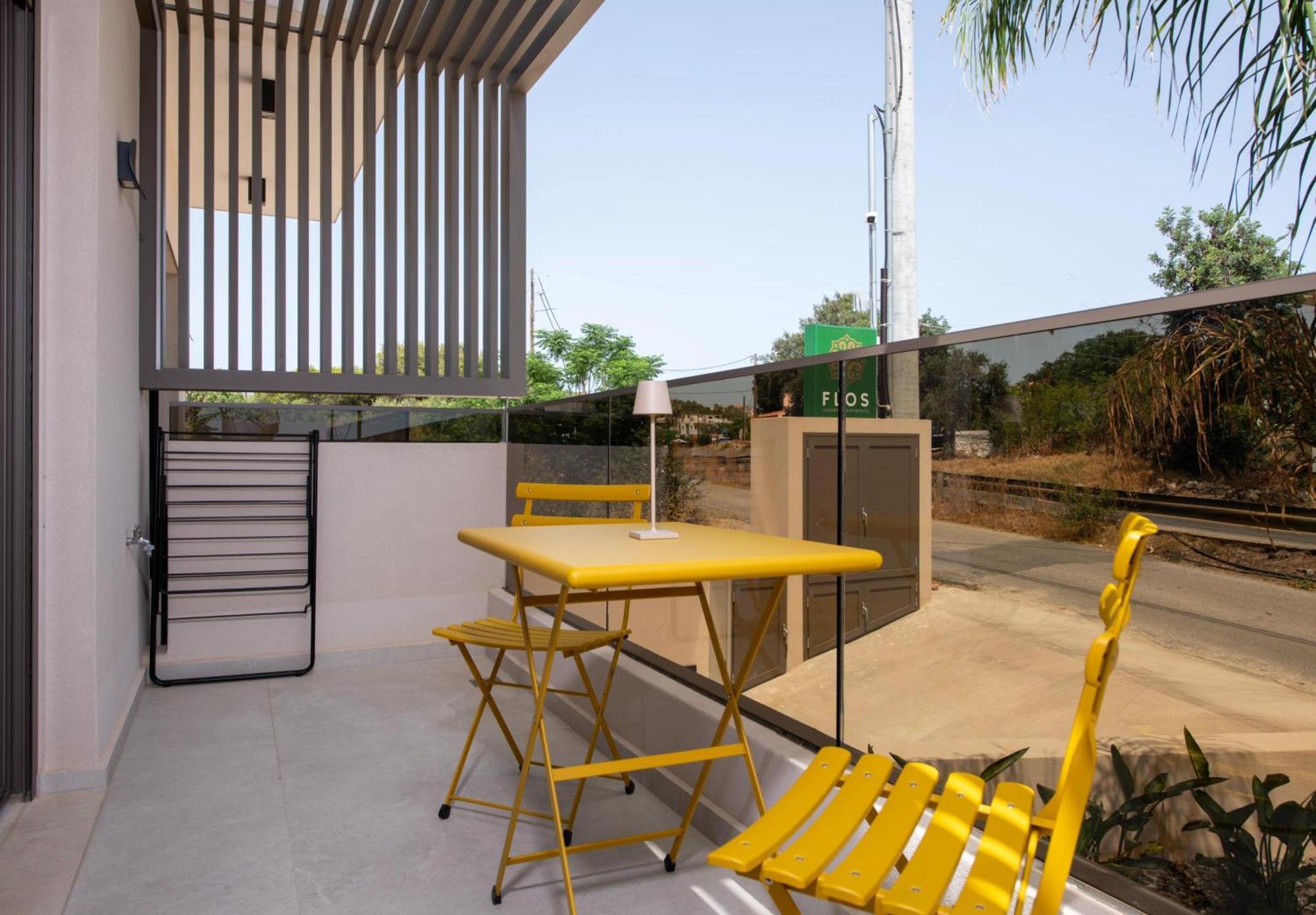 Korakiaí Flos Apartments מראה חיצוני תמונה